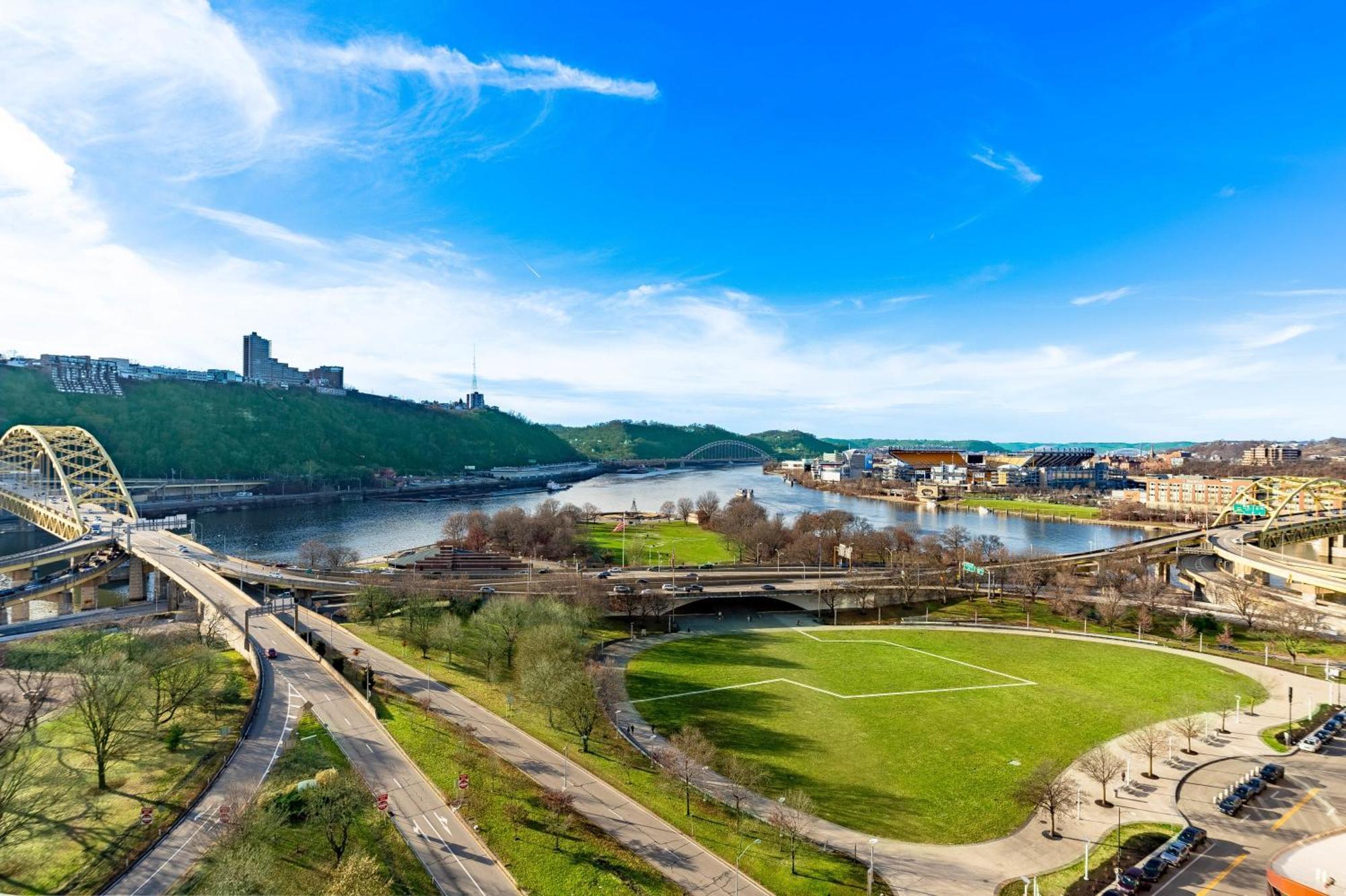 Luxury High Rise 1Bd River Views Downtown Πίτσμπουργκ Εξωτερικό φωτογραφία